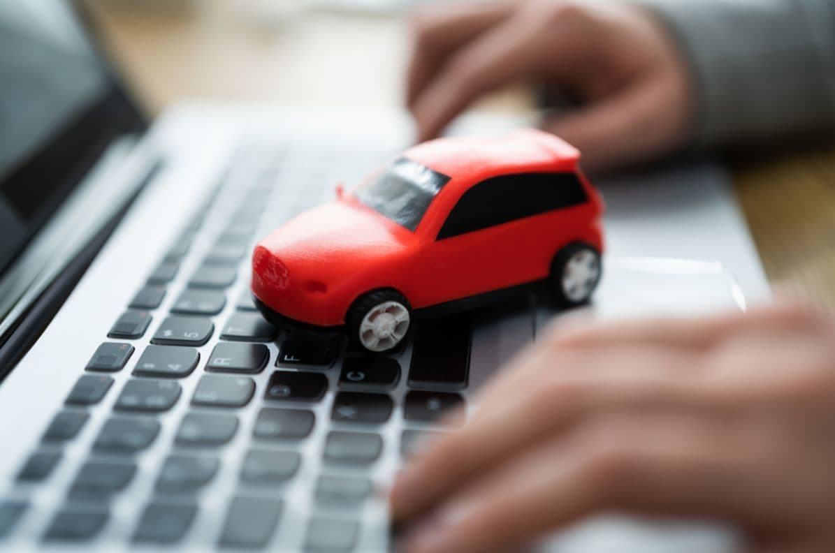 ¿Es seguro comprar un coche por internet? 